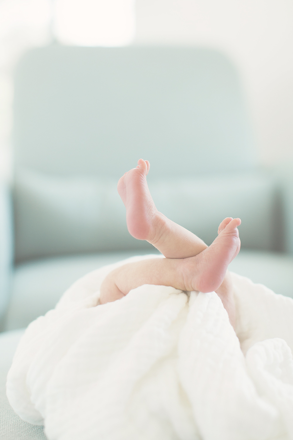 Pinto_NewbornSession121LightTreatment Dr. Chelsea Pinto Los Angeles Infant Tongue Tie